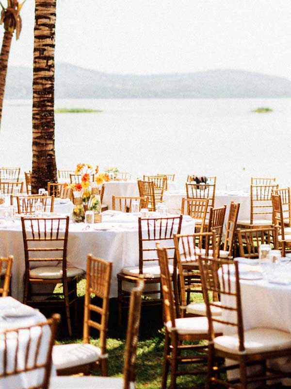 speke-resort-lakeside-wedding-reception